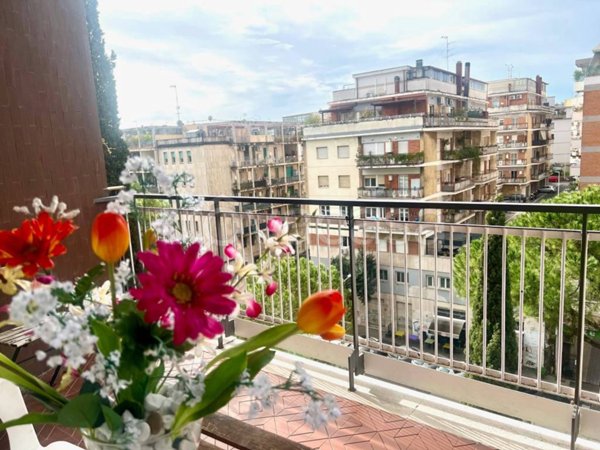 appartamento in vendita a Roma in zona Gianicolense