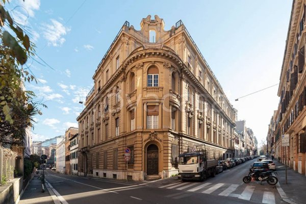 casa indipendente in vendita a Roma in zona Salario