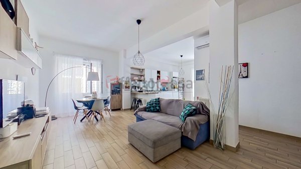 appartamento in vendita a Roma in zona Appio Claudio