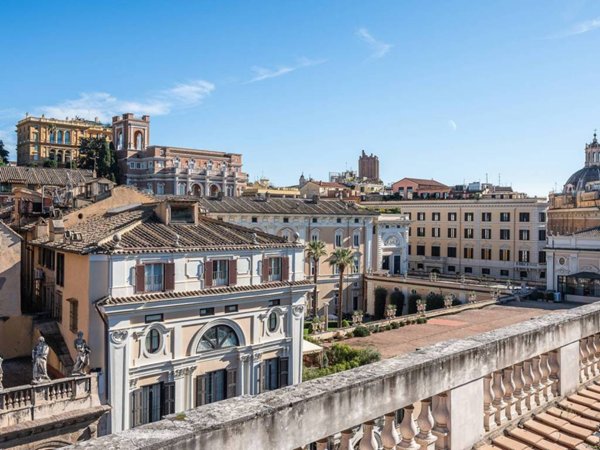 appartamento in vendita a Roma in zona Centro Storico