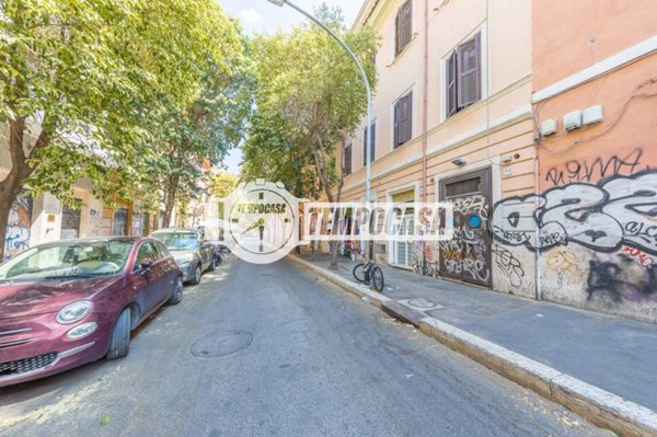 ufficio in vendita a Roma in zona Prenestino-Labicano