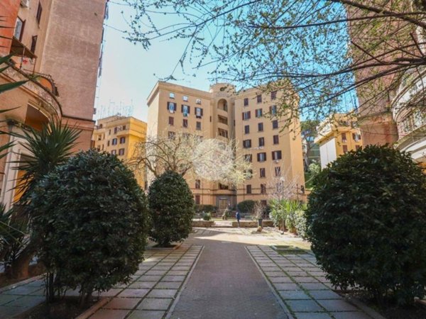 appartamento in vendita a Roma in zona Gianicolense
