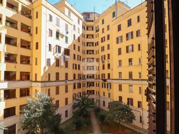 appartamento in vendita a Roma in zona Gianicolense