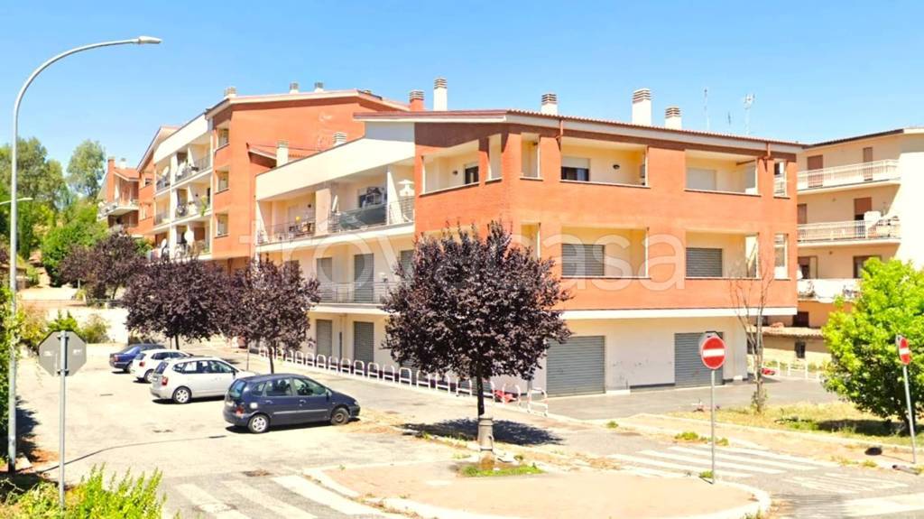casale in vendita a Roma in zona Torrione Cerquetta