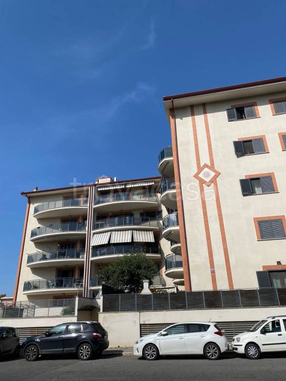 appartamento in vendita a Roma in zona Casal Palocco