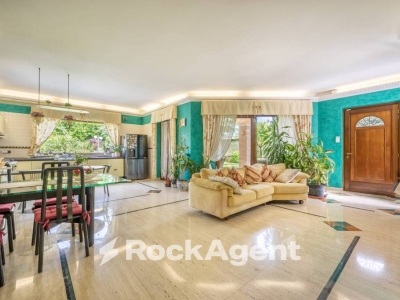 casa indipendente in vendita a Roma