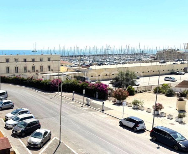 appartamento in vendita a Roma in zona Ostia