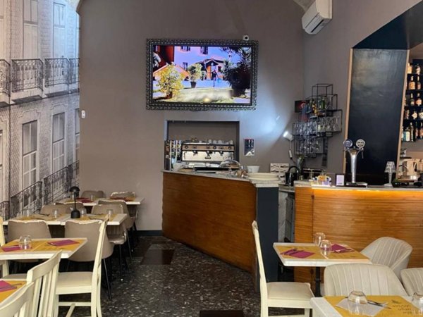negozio in vendita a Roma in zona Parione/Sant'Eustachio