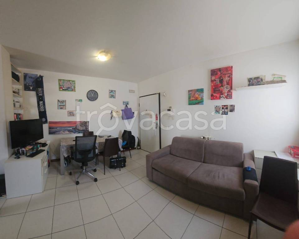 appartamento in vendita a Roma in zona Acilia