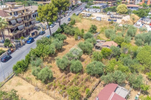 terreno agricolo in vendita a Roma in zona Case Rosse