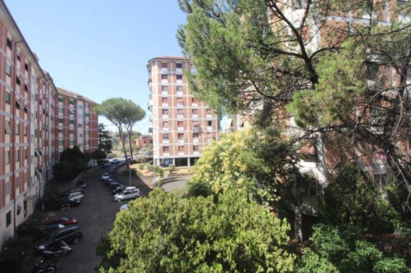 appartamento in vendita a Roma in zona Torre Spaccata