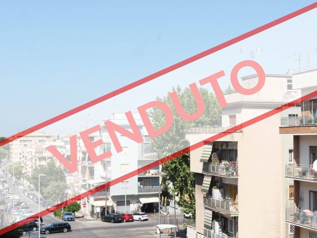 appartamento in vendita a Roma in zona Prenestino-Centocelle