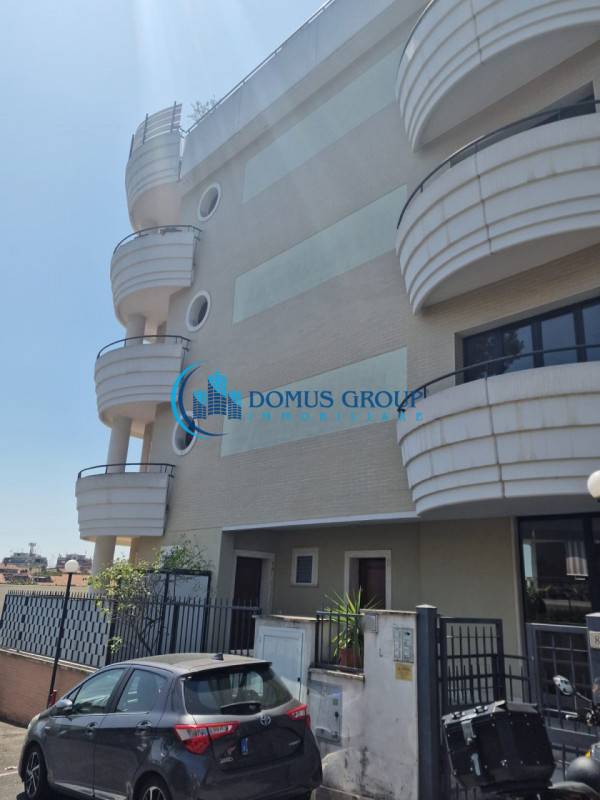 appartamento in vendita a Roma in zona Torrevecchia