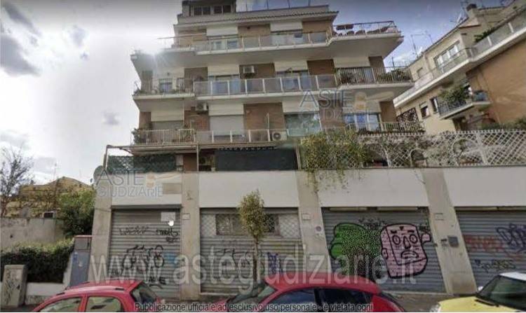 appartamento in vendita a Roma in zona Gianicolense