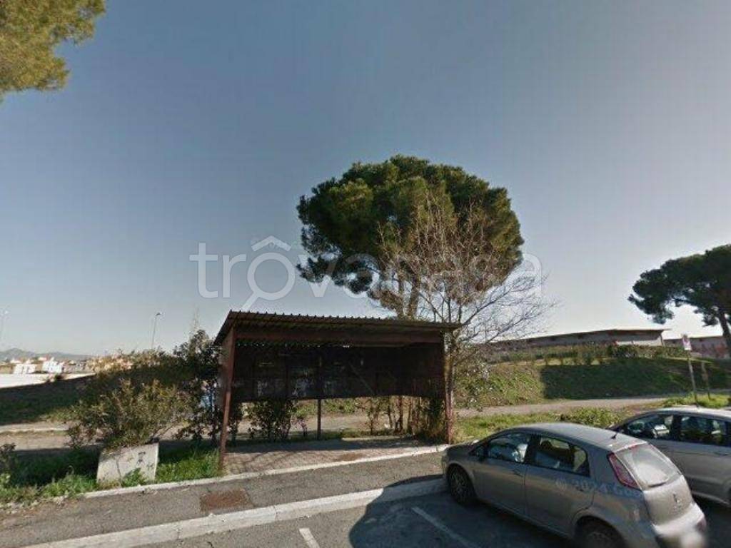 appartamento in vendita a Roma in zona Ponte di Nona