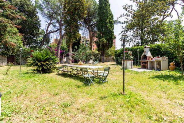 appartamento in vendita a Roma in zona Ponte Mammolo