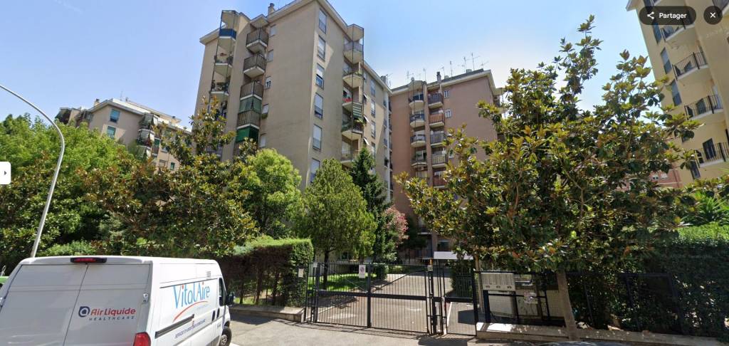 appartamento in vendita a Roma in zona Prenestino-Labicano