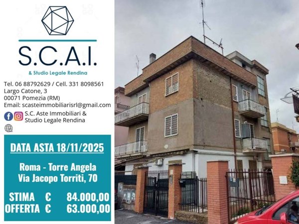 appartamento in vendita a Roma in zona Torre Angela