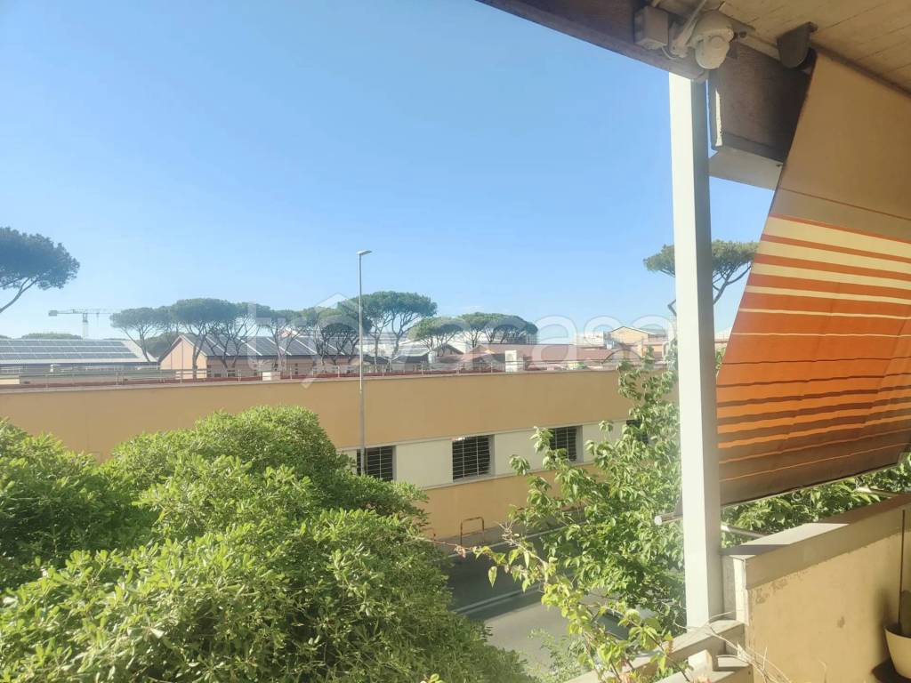 appartamento in vendita a Roma in zona Cinecittà