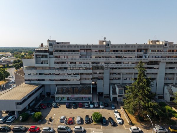 quadrivano in vendita a Roma in zona Spinaceto