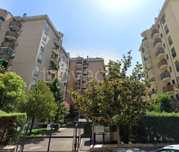 appartamento in vendita a Roma in zona Prenestino-Labicano