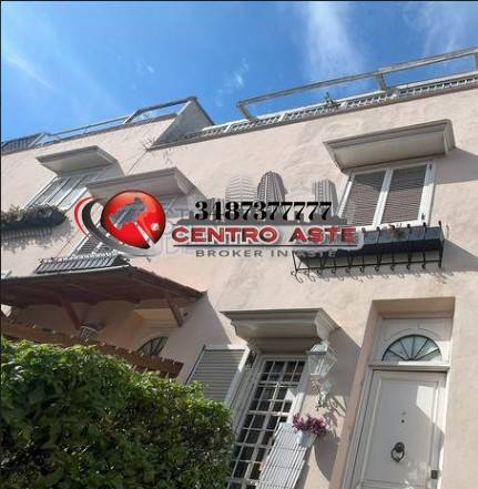 casa indipendente in vendita a Roma in zona Magliana Vecchia