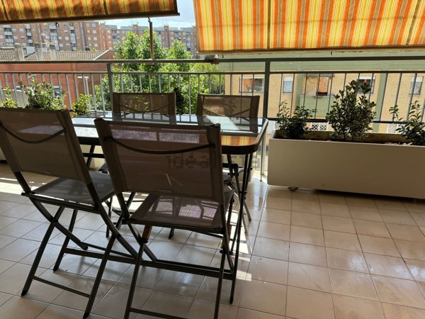 appartamento in vendita a Roma in zona Mostacciano