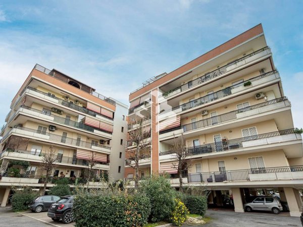 appartamento in vendita a Roma in zona Ponte di Nona
