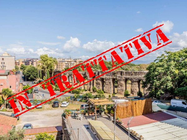 appartamento in vendita a Roma in zona Tuscolano