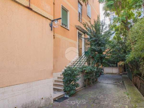 appartamento in vendita a Roma in zona Gianicolense