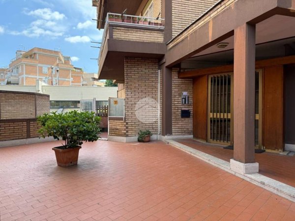 appartamento in vendita a Roma in zona Portuense