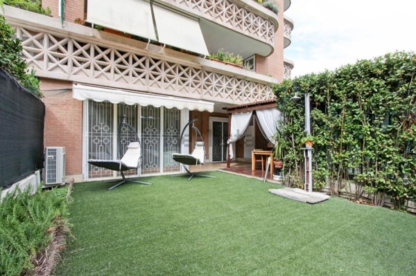 appartamento in vendita a Roma in zona Tor di Quinto
