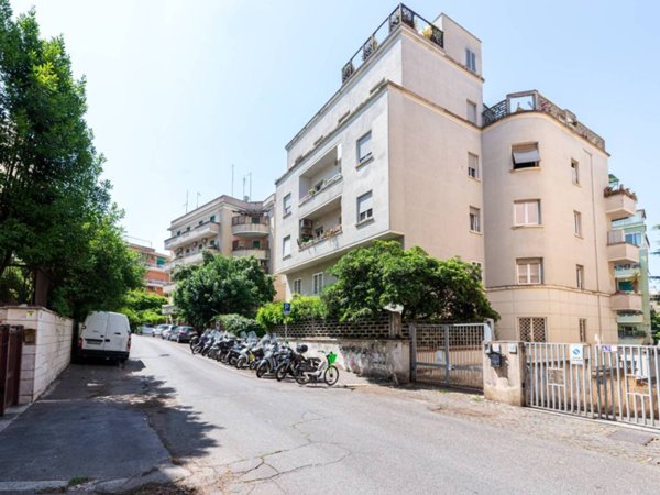 appartamento in vendita a Roma in zona Trieste