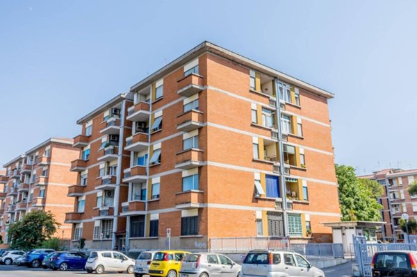appartamento in vendita a Roma in zona Ostiense