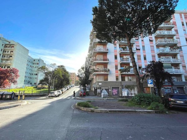 appartamento in vendita a Roma in zona Ostiense