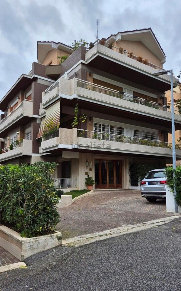 appartamento in vendita a Roma in zona Aurelio