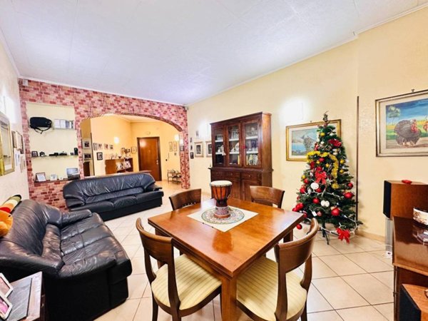 appartamento in vendita a Roma in zona Castel Fusano