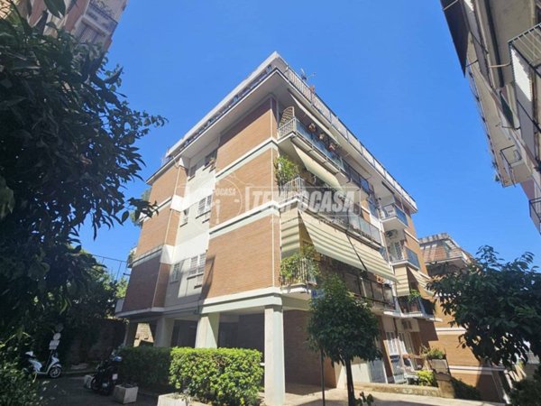 appartamento in vendita a Roma in zona Primavalle