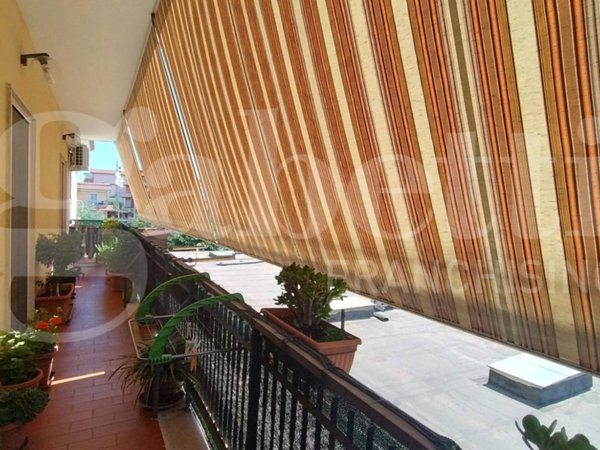 appartamento in vendita a Roma in zona Lunghezza
