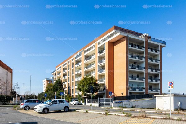 appartamento in vendita a Roma in zona Prenestino-Labicano
