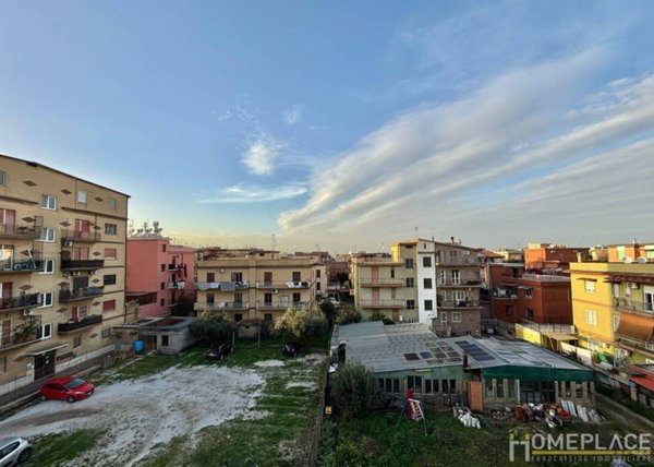 appartamento in vendita a Roma in zona Torre Angela