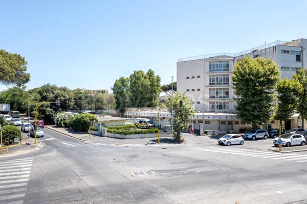appartamento in vendita a Roma in zona Ostia