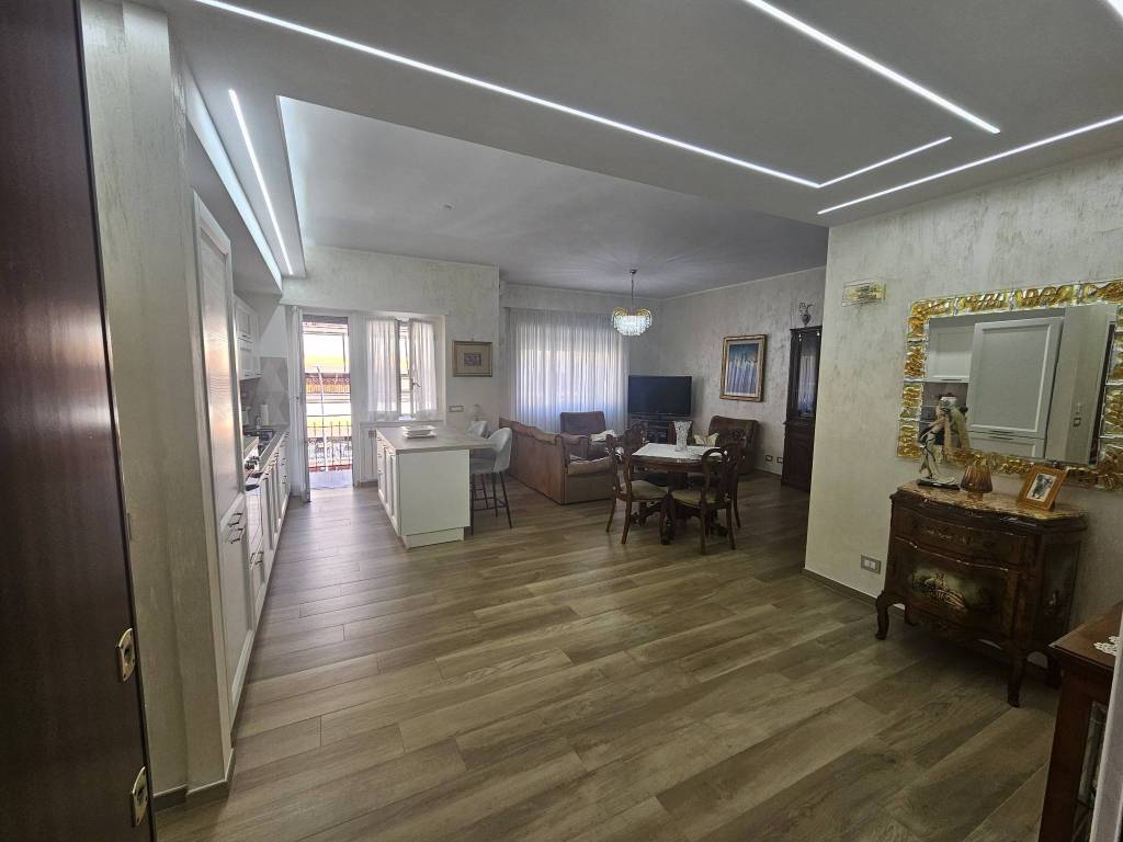 appartamento in vendita a Roma in zona Prenestino-Centocelle