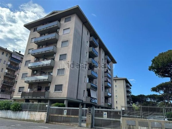 appartamento in vendita a Roma in zona Ostia