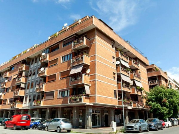 appartamento in vendita a Roma in zona Ostia
