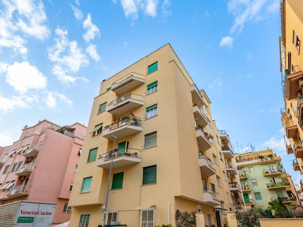 appartamento in vendita a Roma in zona Monte Sacro/Talenti