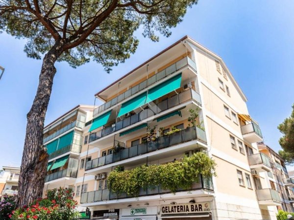 appartamento in vendita a Roma in zona Torrevecchia