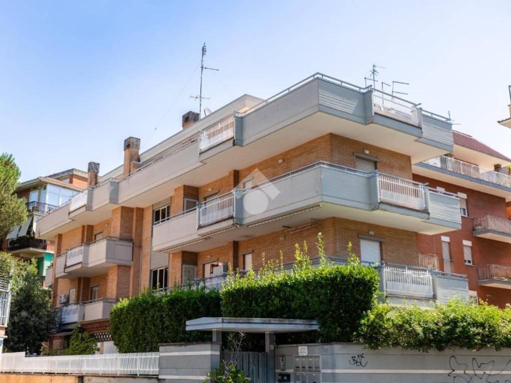 appartamento in vendita a Roma in zona Torrevecchia