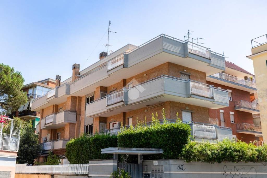 appartamento in vendita a Roma in zona Torrevecchia