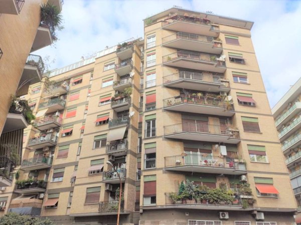 appartamento in vendita a Roma in zona Gianicolense
